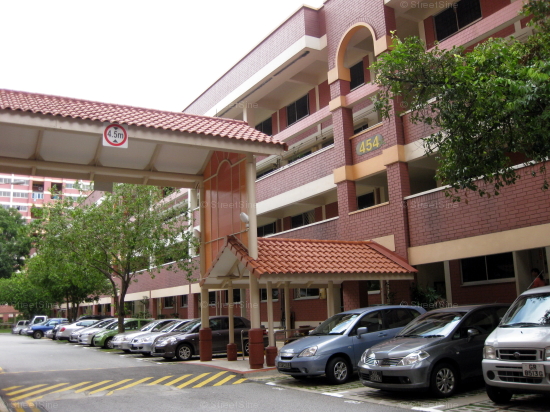 Blk 454 Hougang Avenue 10 (Hougang), HDB 5 Rooms #243812